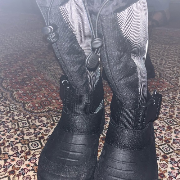 Brand new Sub Zero winter boots - Picture 7 of 7